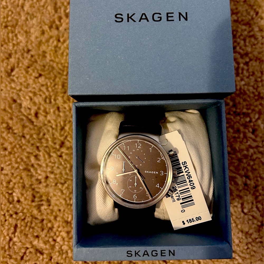 Brand new Skagen men’s watch